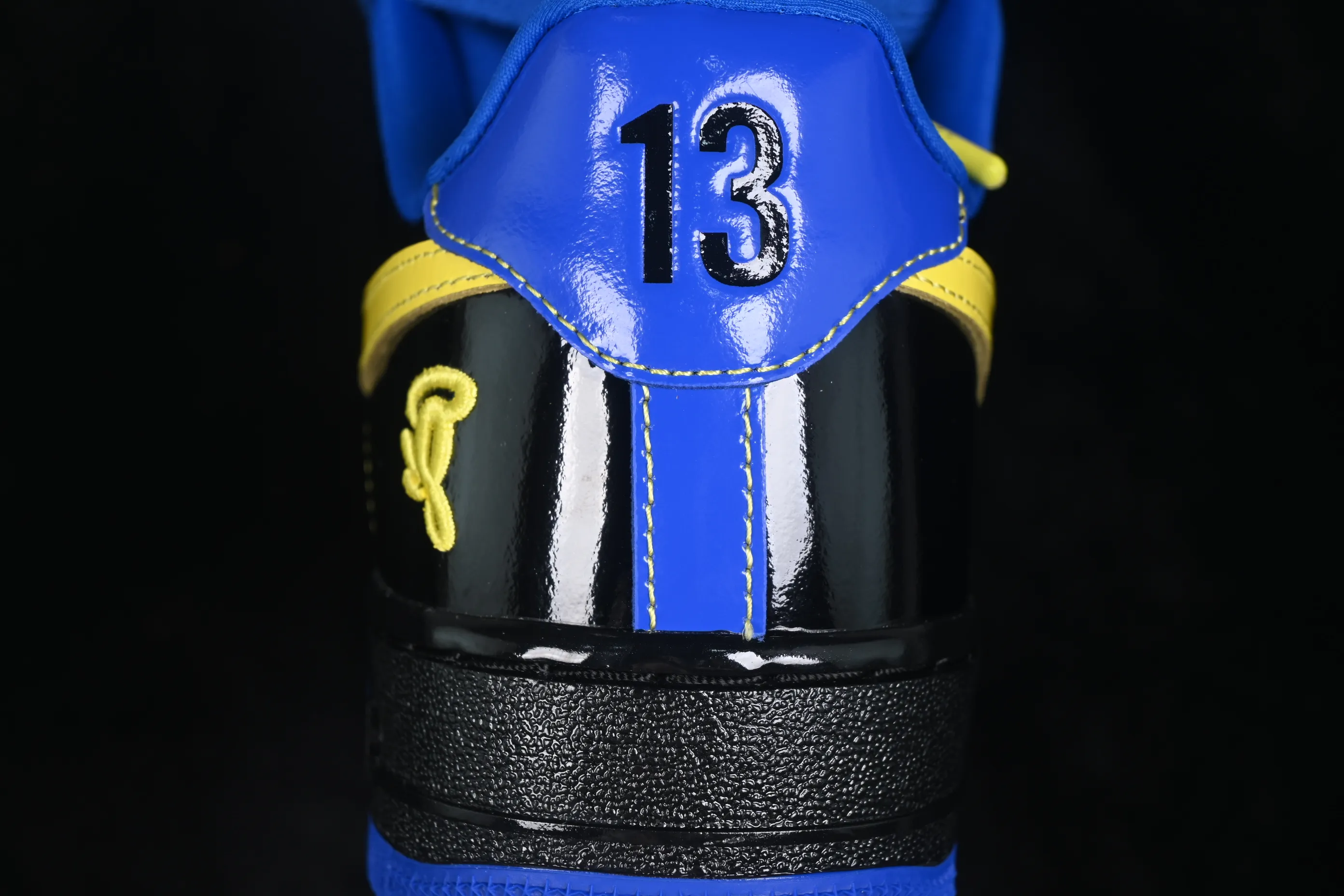 All categories Nk Air Force 1 Air Force series Nk Air Force 1 Low Air Force low-top C version Central Cee x Nike Air Force 1 Low "Racer Blue" black, yellow and blue patent leather Air Force 1 low-top casual sneakers IQ1402-010